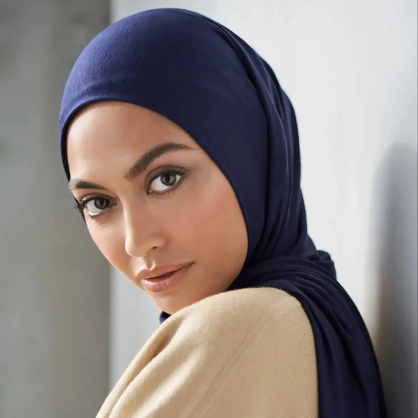 Color: Apricot - 29Colors Cheap Jersey Hijab Scarf Solid Muslim Long Scarves Turban Shawl Elastic Cotton Arab Headscarf Head Wraps Saudi Hijabs