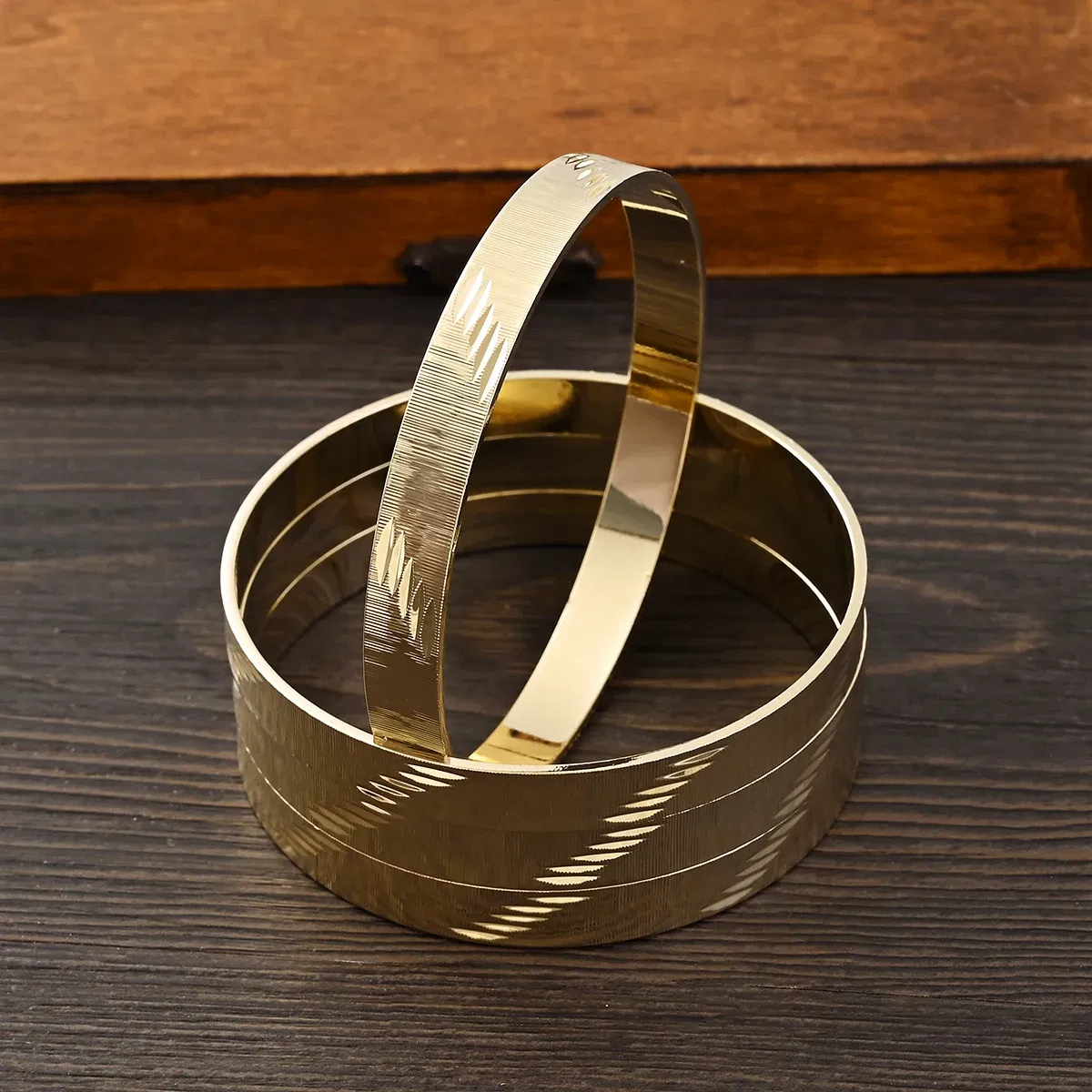 Metal Color: Antique Copper Plated - Adult Size 4PCS 65MM 9K Gold Color Hig Quality Top Sale Cute Bracelet Jewelry Flower Bangle Girl Birthday Party Gift