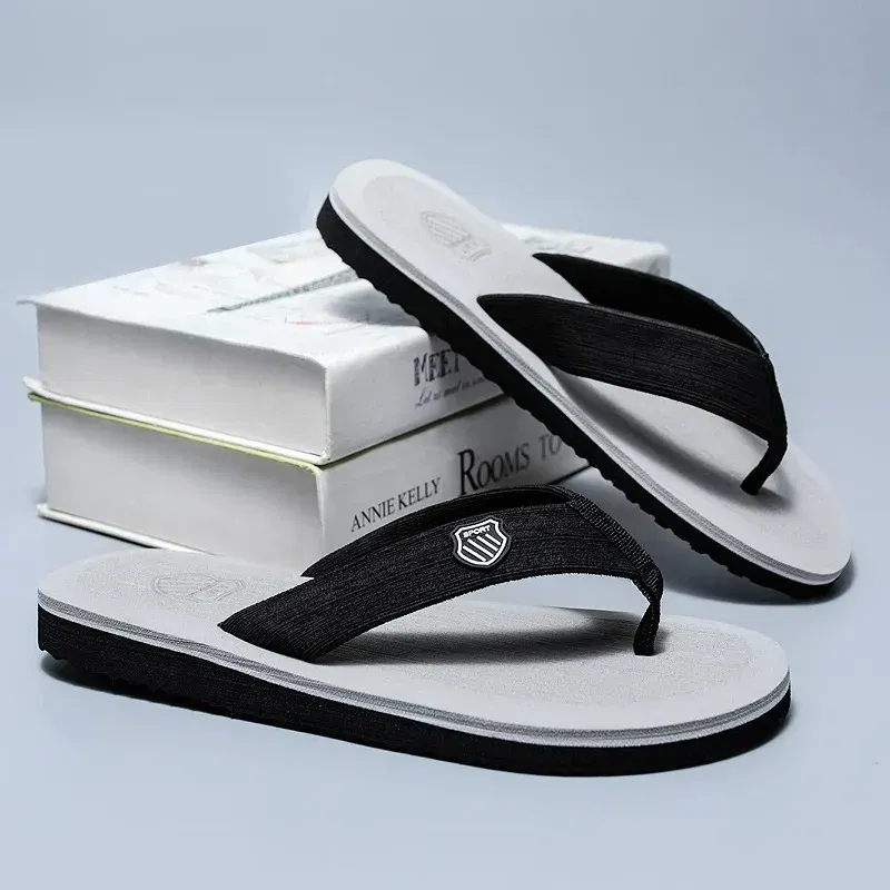 Color: black, Shoe Size: 44 - Hot Sale Men's Flip-flops Outdoor Casual Beach Slippers Soft Light Non-Slip Shoes Summer Slippers Men Shower 2023 Zapatos Hombre