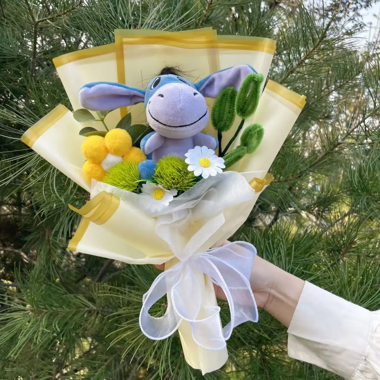 Color: light green - Cartoon Winnie the Pooh Plush Doll Toy Handmade Flower Bouquet Wedding Valentine's Day Christmas Graduation Gifts