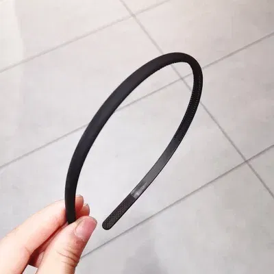 Color: Red - New Fashion Solid color resin Simple frosted anti-slip wave shape Toothed Wild Hairbands Women Girls Hair Accessories Headdress