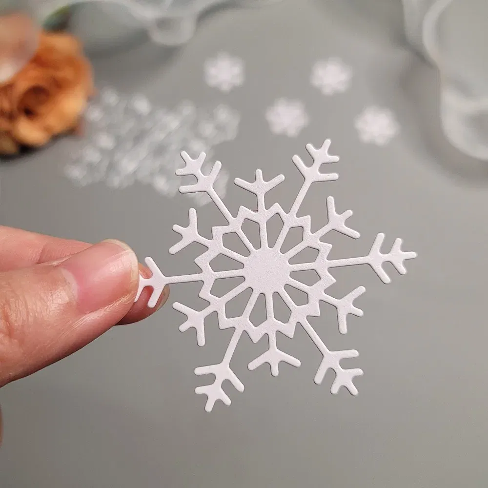 Snowflakes Metal Cutting Dies Scrapbook Embossing Snowflake Die Cuts Album DIY Craft Cutting Die Snowflakes Dies