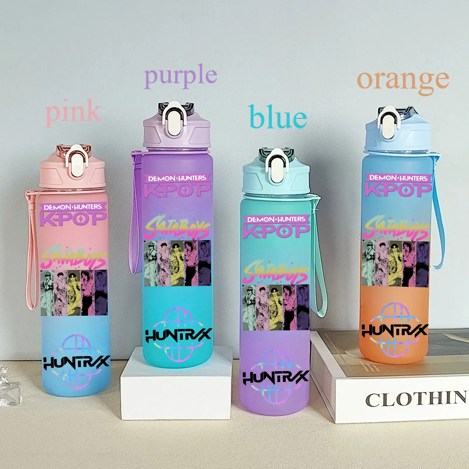 Color: light green, Size: 40cm - 750ML K-pop Demon Hunters HUNTR X Rumi Mira Zoey Jinu Celine Kpop Plastic Water Cup K Pop Drinking Bottle School Huntrix Gourde