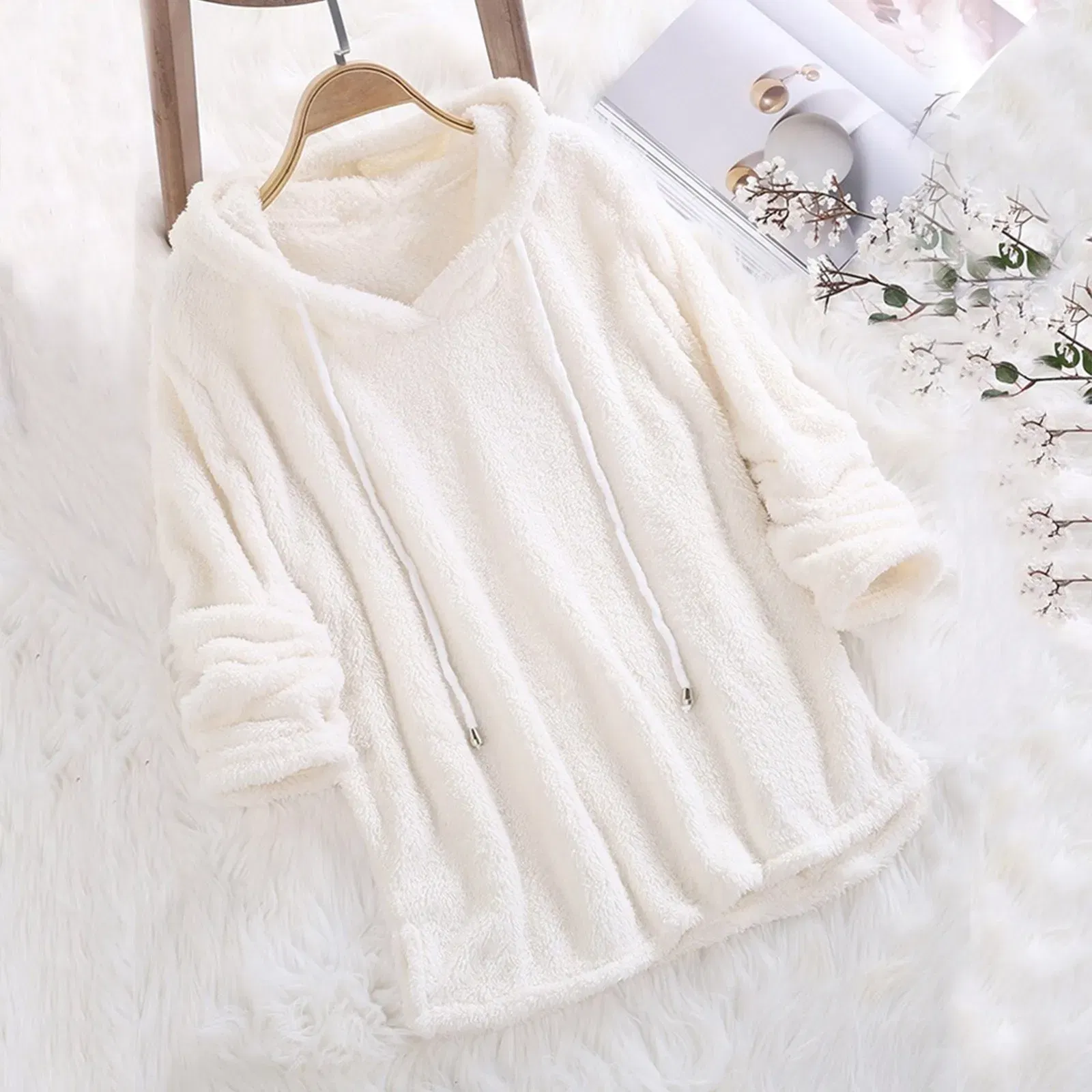 Color: WHITE, Size: M, Ships From: CN - Women's Winter Casual Solid Color Plush Hooded Long Sleeve Pullover Thick Warm Fluffy Sweatshirts Blouse Oversized Loose Tops