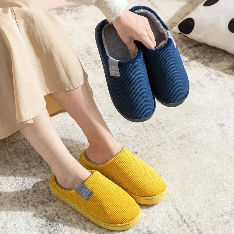 Color: Beige, Shoe Size: 33 - New Winter Household Warm Furry Women Men Shoes Indoor Slippers Bedroom Cotton Slippers Plush Home Slippers Ladies Flip Flops
