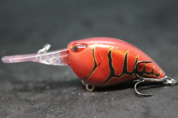 Color: Dark Khaki - wLure Crankbait Wobble Fishing Lure 6cm 5g Deep Diving Tight Action Fresh Water Hard Bait Floating 8# Hooks Insect Bait C770