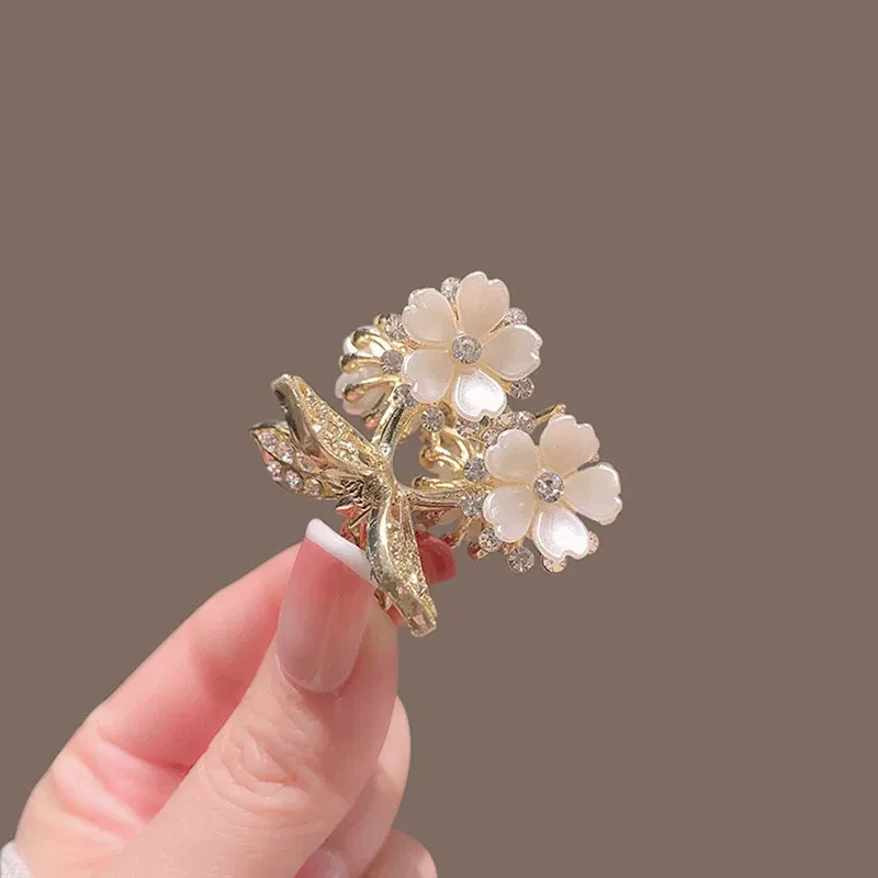 Color: Gold - Super Fairy Sakura Cherry Clip Small Size Girl Bangs Clip Side Clip Top Clip Fashionable Hairpin Hair Accessories