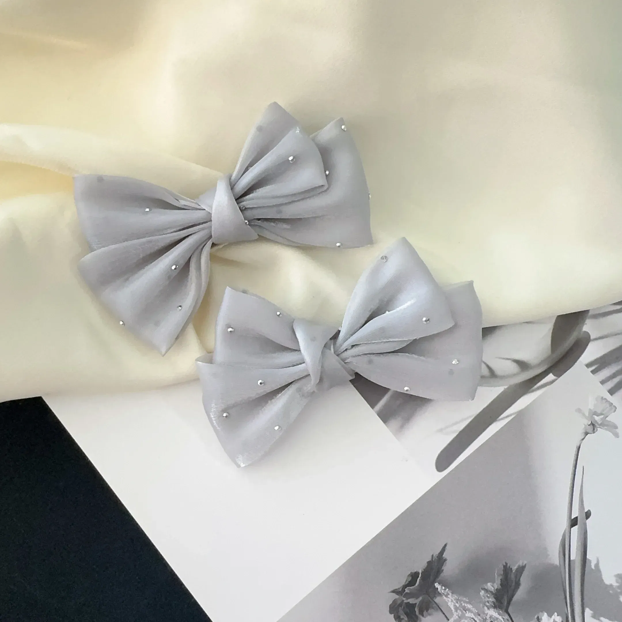 Color: Black Green - 2Pcs Starry Dots Red Velvet Bow Hair Pins Hair Clips Kids Girls Fashion Christmas Barrettes Ponytail Holder Headwear Accessories
