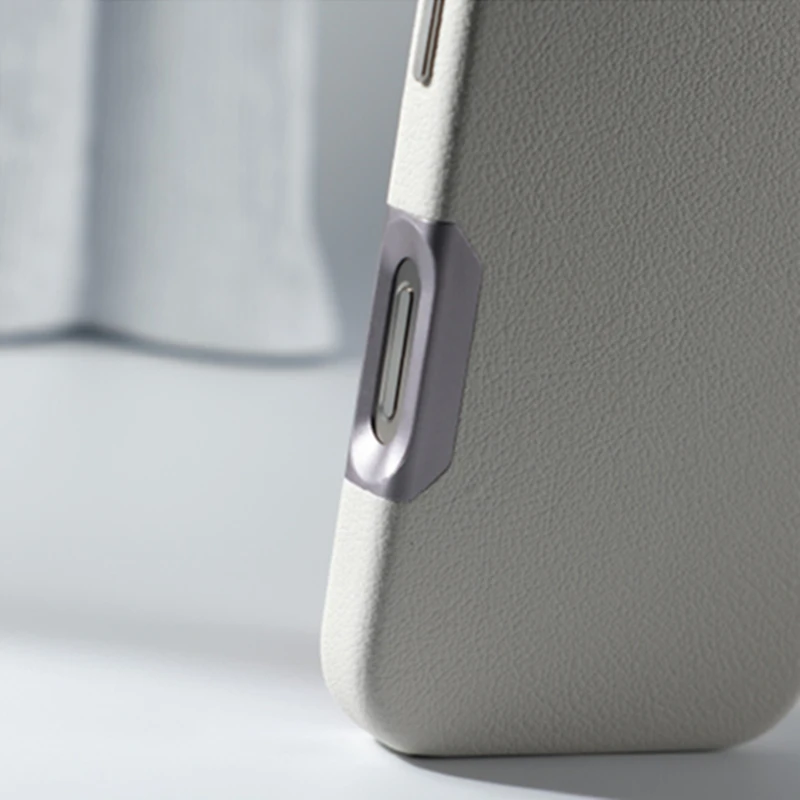 Alloy Lens Protective Wireless Charging MagSafe Phone Case For iPhone 16 Pro 16pro max 16plus Simple Solid Color Leather Cover