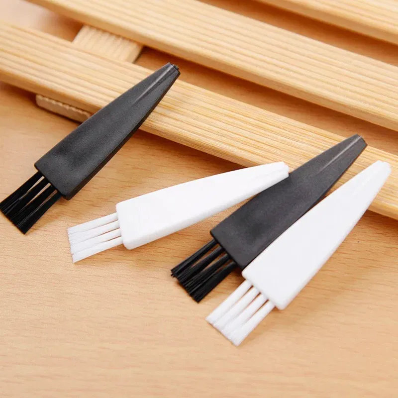Color: WHITE - 20pcs Mini Brushes Cleaning Dust Remover Anti Static Nylon Bristles PP Handle Portable Tool PC Keyboards Phone Electronic Device