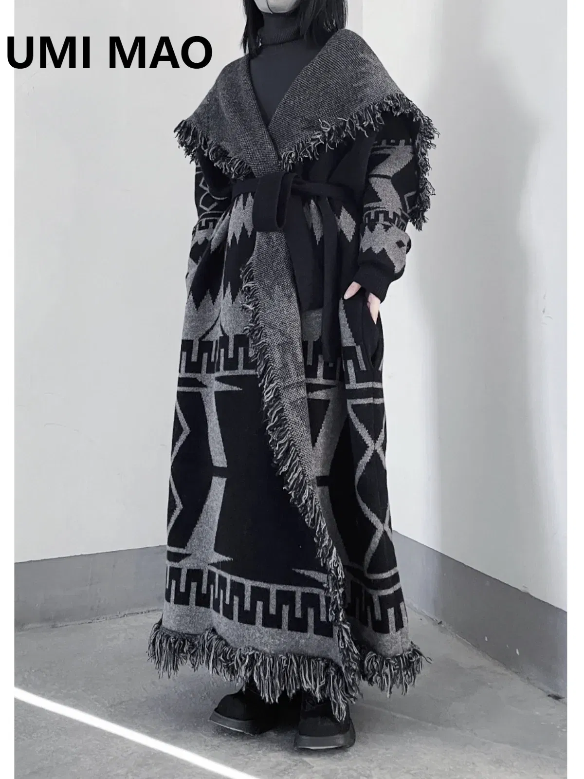 UMI MAO Female Overcoat High Weight Small Niche Big Lapel Tassel Edge Sweater Long Coat Lazy Style Retro Jackets Femme Y2K