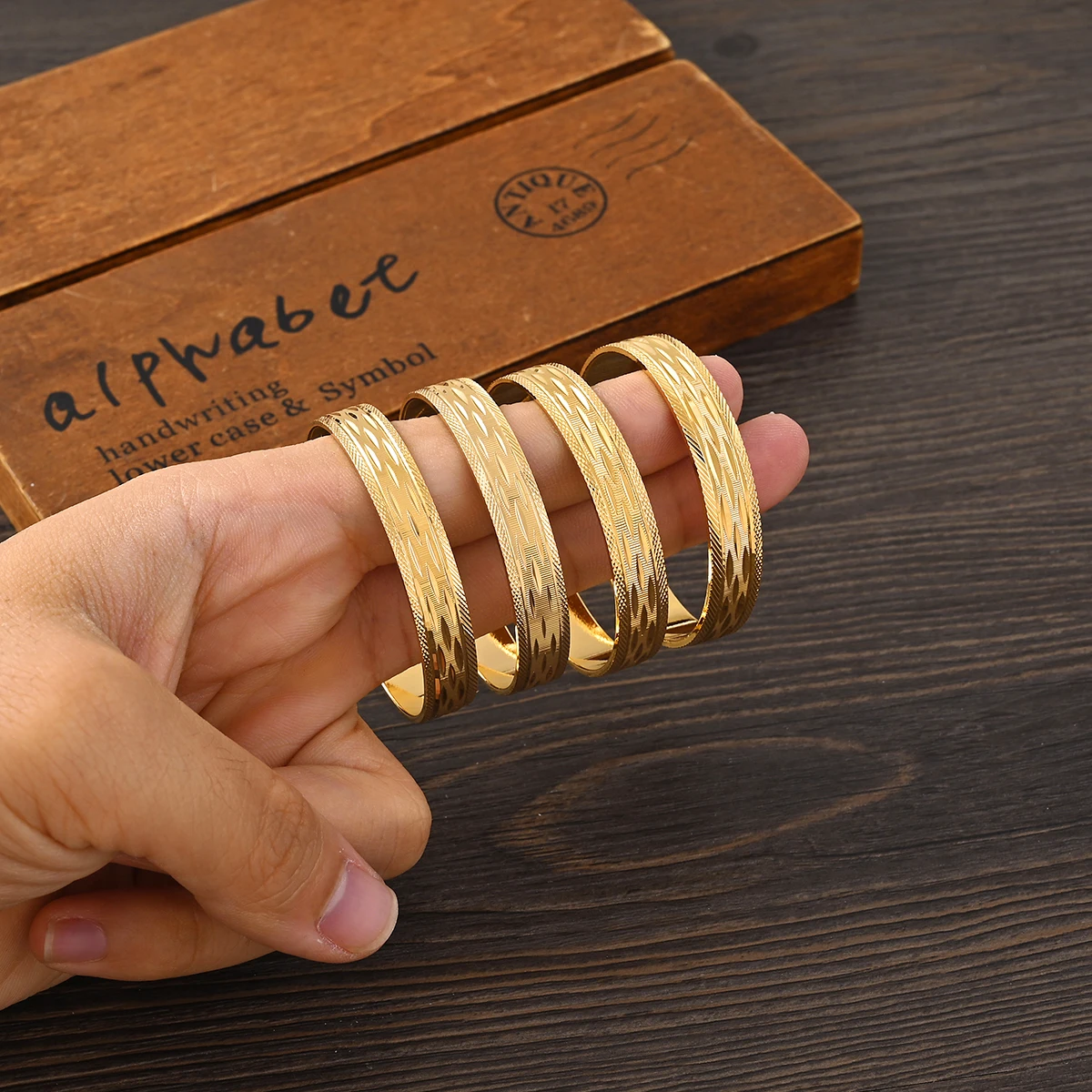 Metal Color: Silver Plated, Ships From: CHINA - 4PCS 24K Gold Plated 45MM Cute Kid Size Bangle High Quality Dubai Ethiopian Bracelet Africa Party Gifts