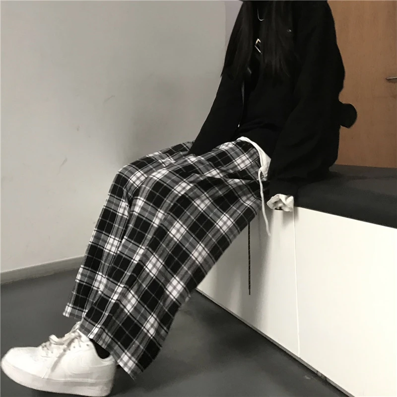 Color: black, Size: XL - Oversize Women Sweatpants Fashion Black Plaid Casual Pants Baggy Elastic Waist Pockets Student Unisex Hip Hop Loose Trousers