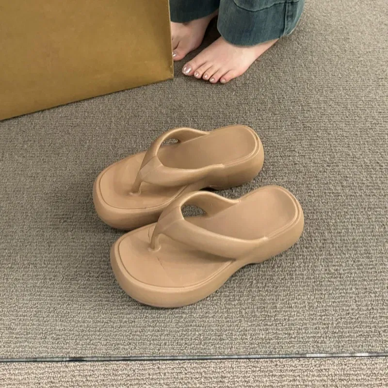 Color: Khaki, Shoe Size: 37-38 - Casual Round Square Toe Women Flip-flops Innovative Desgin Soft-soled Outdoor Slippers Non-slip Lightweight Women's Sandals