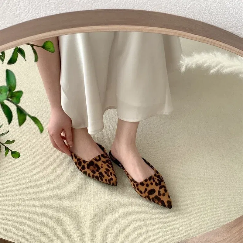 Color: black, Shoe Size: 36 - Women Slippers Pointed Toe Leopard Design Shallow Slip on Thin Low Heels Black Flock Design Casual Mules Loafers Black Outdoor