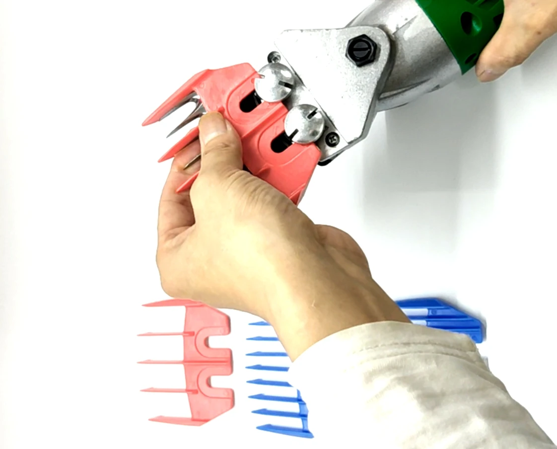 Color: Blue - 5Teeth/9teeth/13teeth Sheep Clipper Blade Attachment Comb Can Fit Oster,Heiniger and GTS Etc