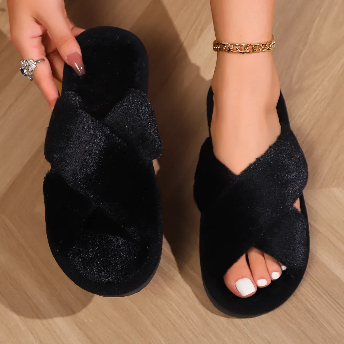 Color: black, Shoe Size: 37 - Cross opening spring and autumn home anti slip flat bottomed couple style fashionable and simple open toed hairy slippers