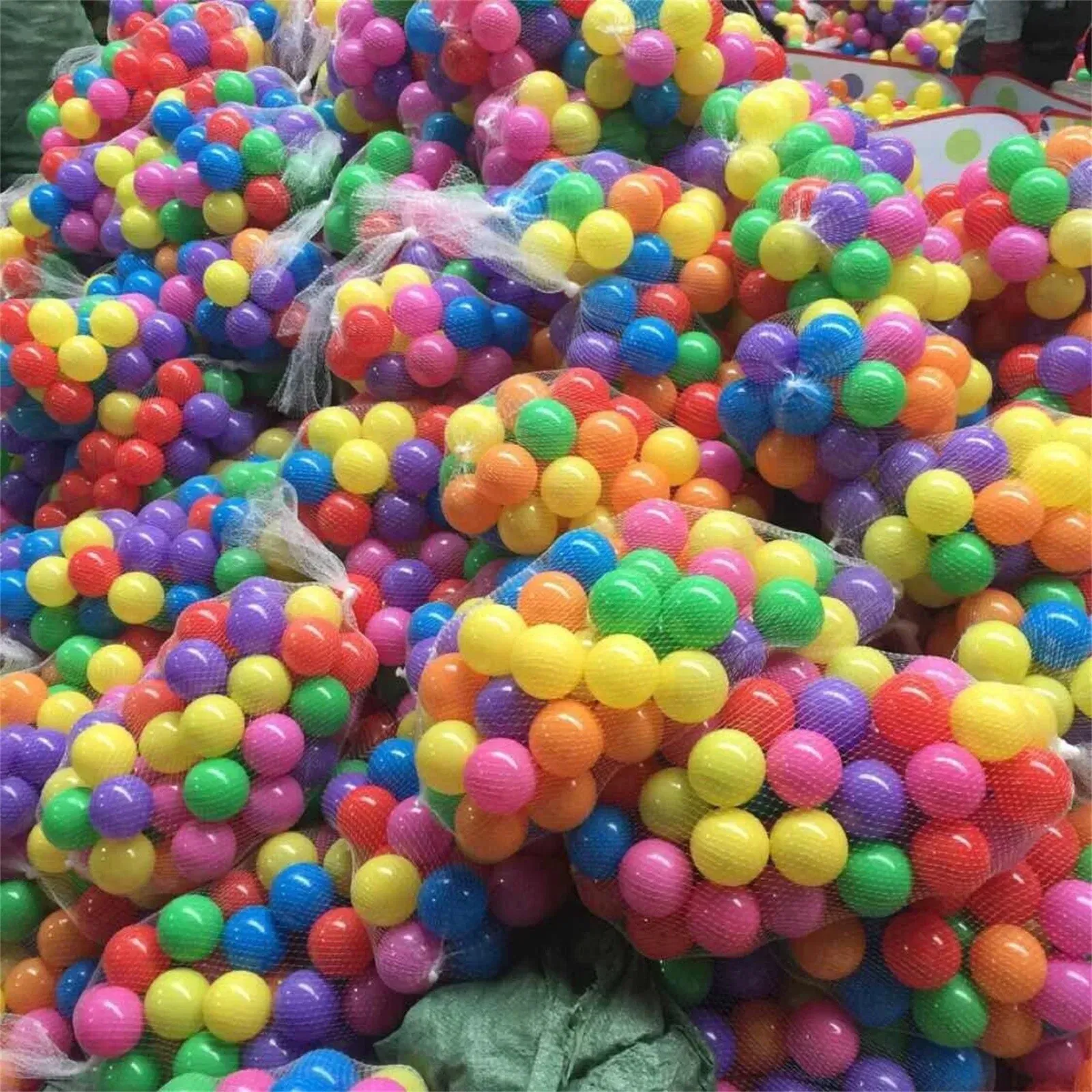 Color: green - 50/100PCS Outdoor Sport Ball Colorful Soft Water Pool Ocean Wave Ball Baby Children Funny Toys Eco-Friendly Stress Air Ball
