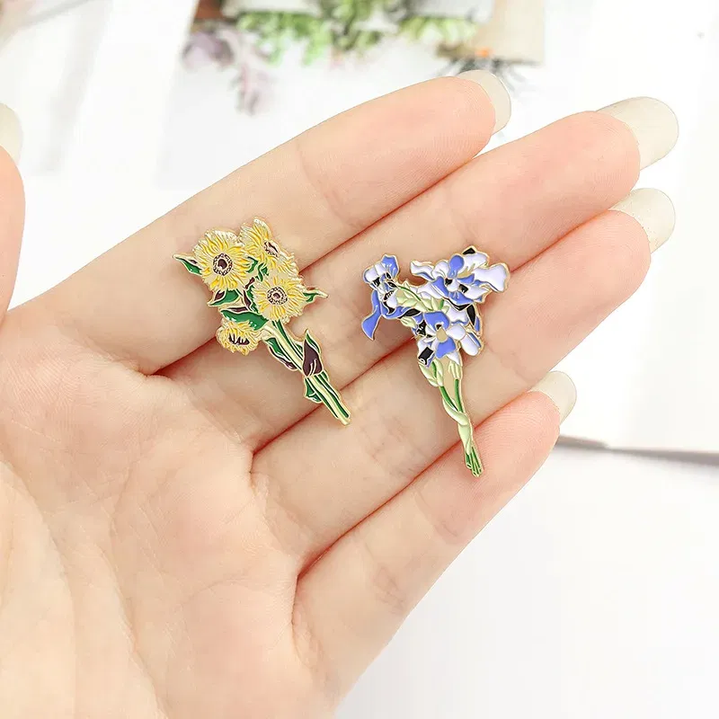 Metal color: Light Yellow Gold Color - Van Gogh Oil Painting Brooch Van Gogh Brooch Galaxy Brooch Star Moon Sunflower Brooch Art Brooch Van Gogh Lapel Pin