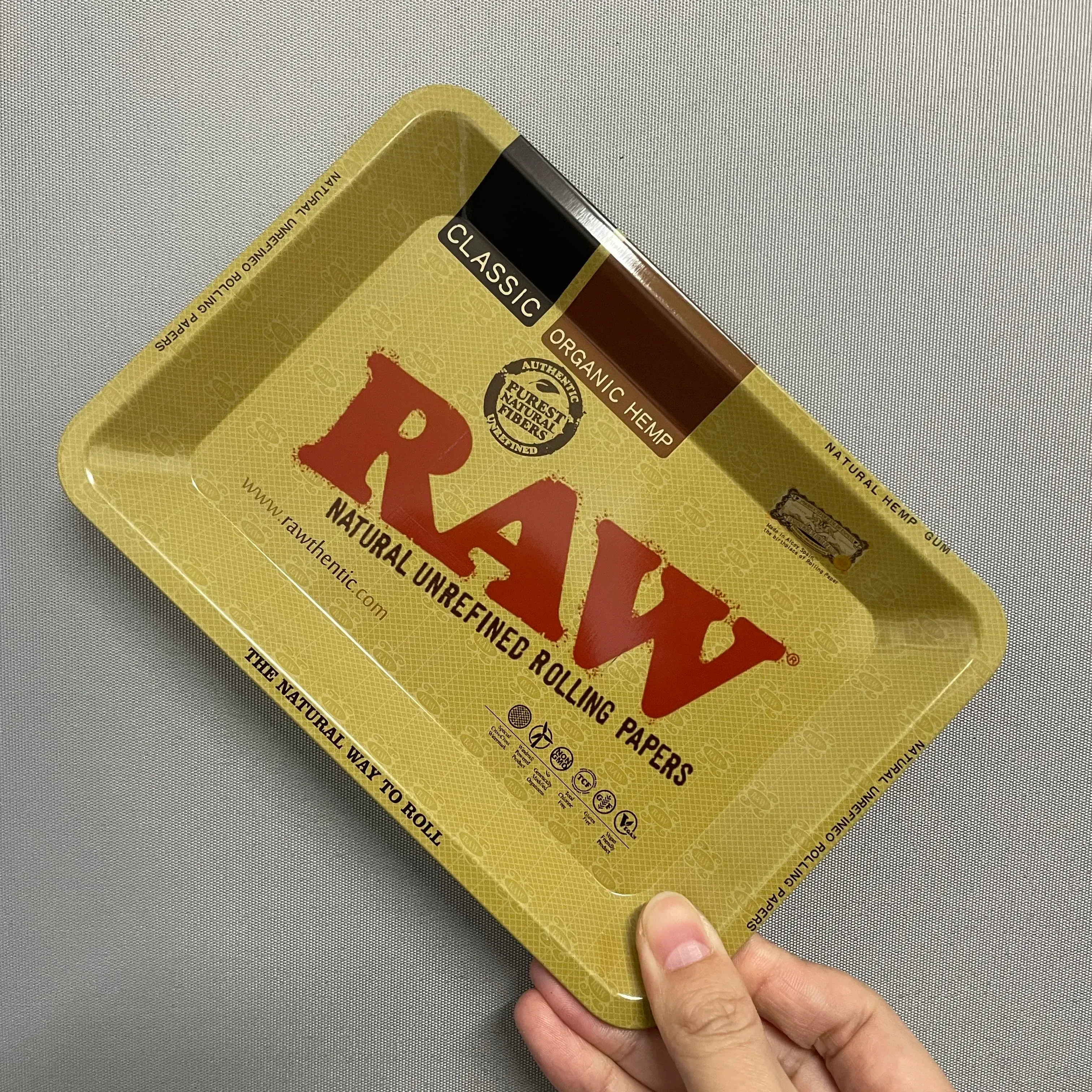 Color: black - RAW Classic Rolling Tray Multi Designs Available