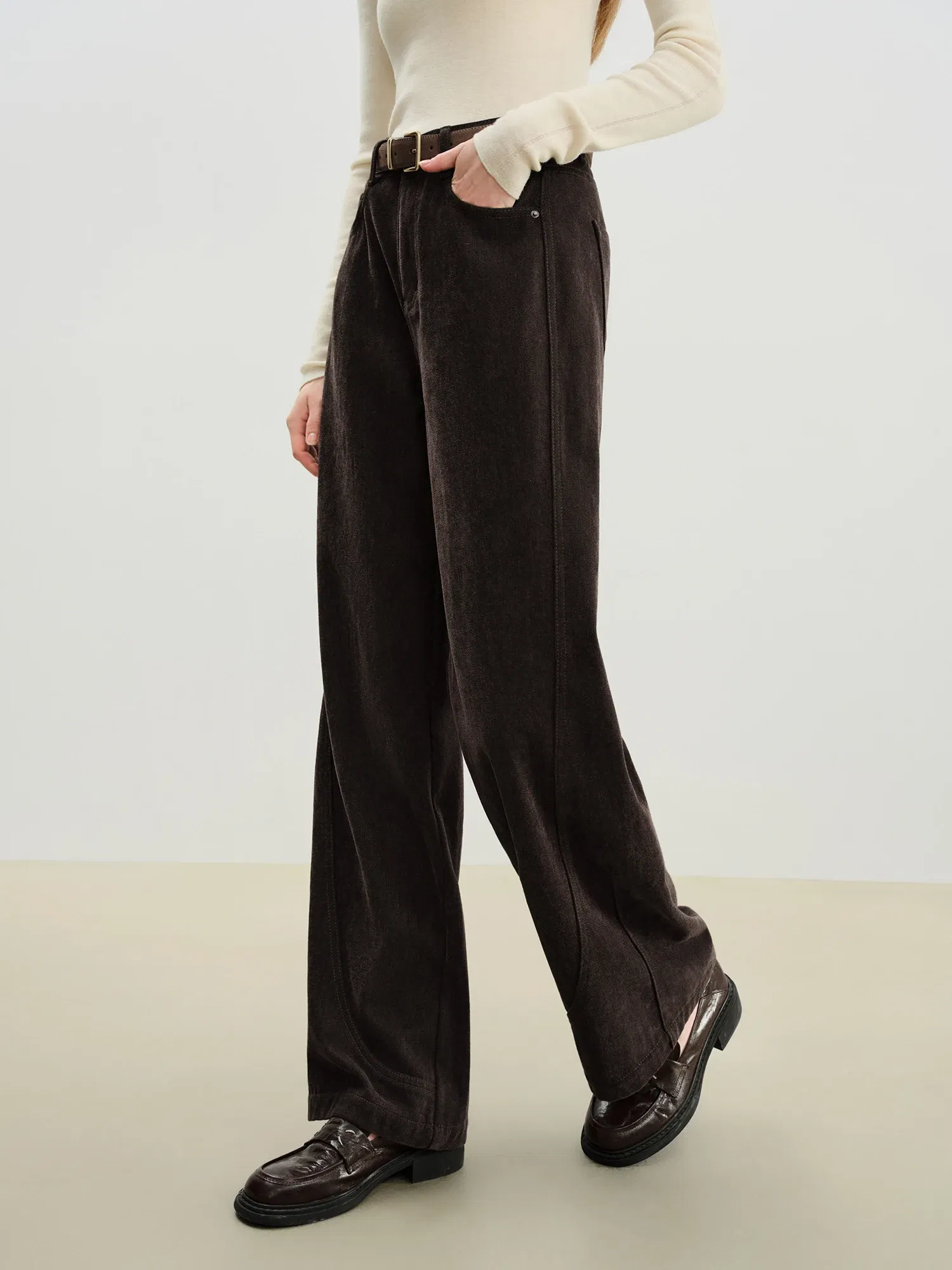 ZIQIAO Petite Size 2025 Winter Women's Petite High Waist Chenille Wide Leg Pants Flared Trousers Long Bootcut Brown Lounge Pants
