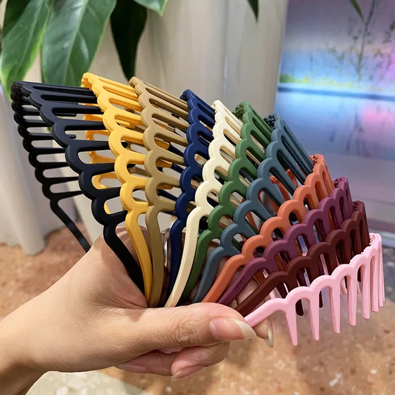 Color: SKY BLUE - Resin Hair Comb Hairbands Hair Accessories Matte Hair Hoop with Teeth Non-slip Head Hoop Frosted Makeup Dressing Thin Headband