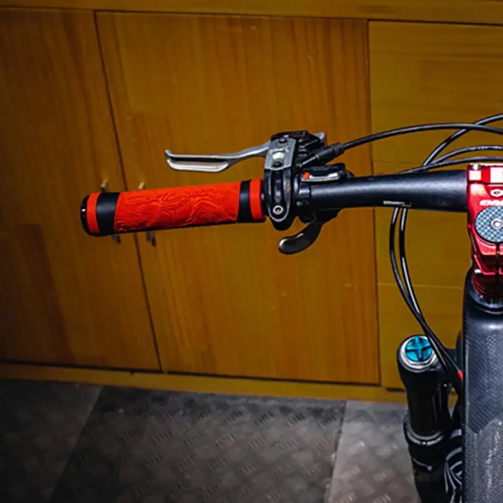 Color: Blue, Ships From: CHINA - 1 Pair Durable Ergonomic Design Anti-deformation Bicycle Handlebar Grips Good Flexibility Bike Handle Grips Stoppers