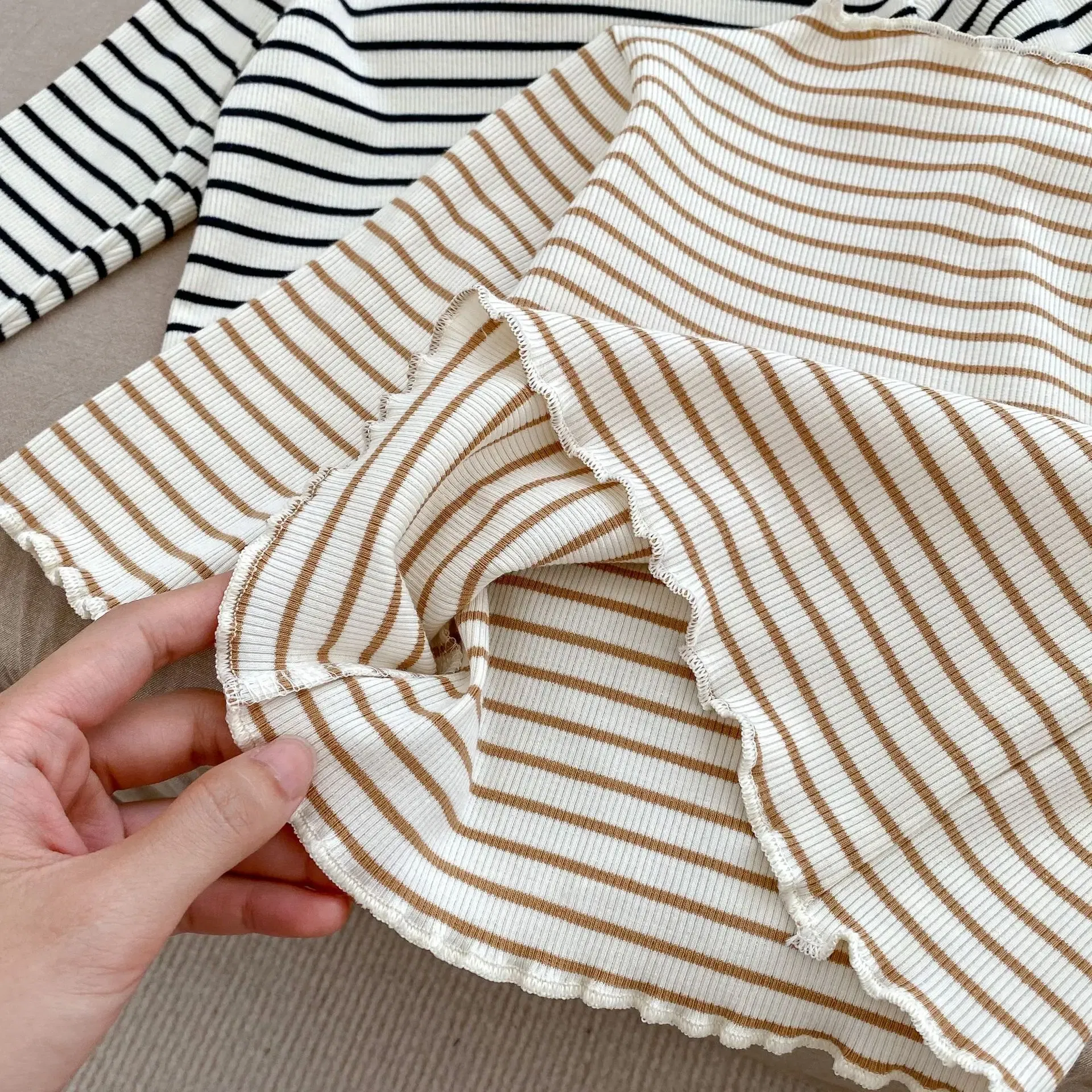 Color: GRAY, Kid Size: 3T - New Baby Long Sleeve T Shirt Girls Cotton Casual Tees Infant Ruffled Versatile Shirts Kids Floral Striped Bottoming Tops
