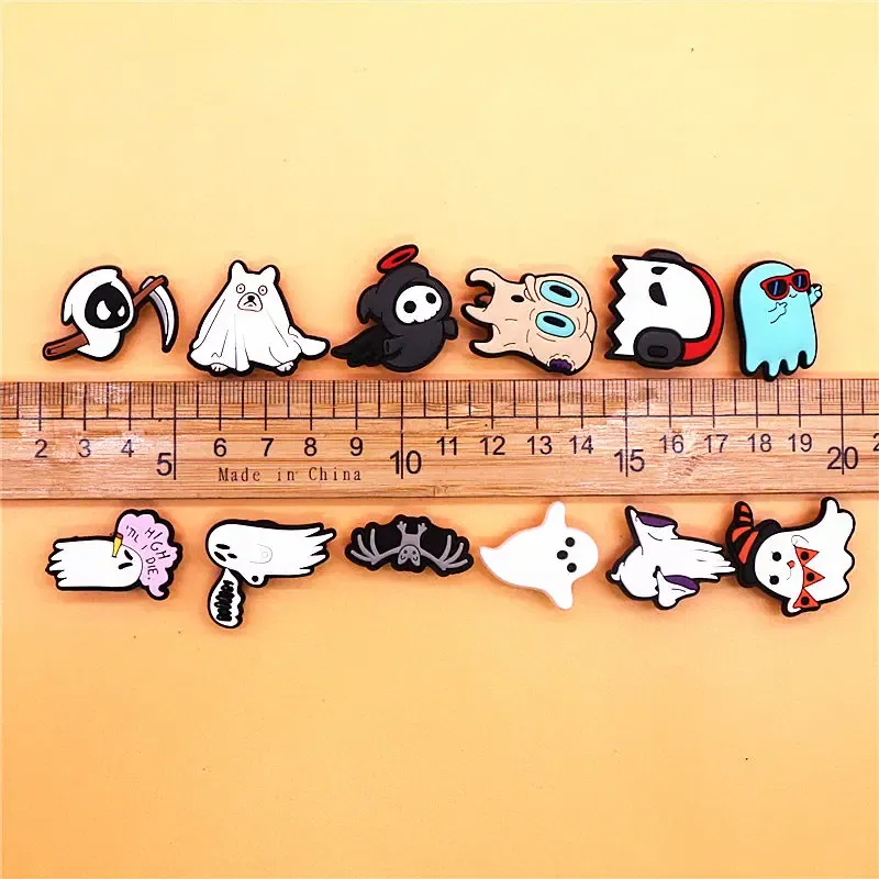 Color: Champagne, Ships From: CHINA - 1pcs Funny Cute Ghosts Shoes Charms Jeans Magic Shoe Badges Buckle Lovely Death Shoe Upper Clip Decorations Kids Gifts Wholesale