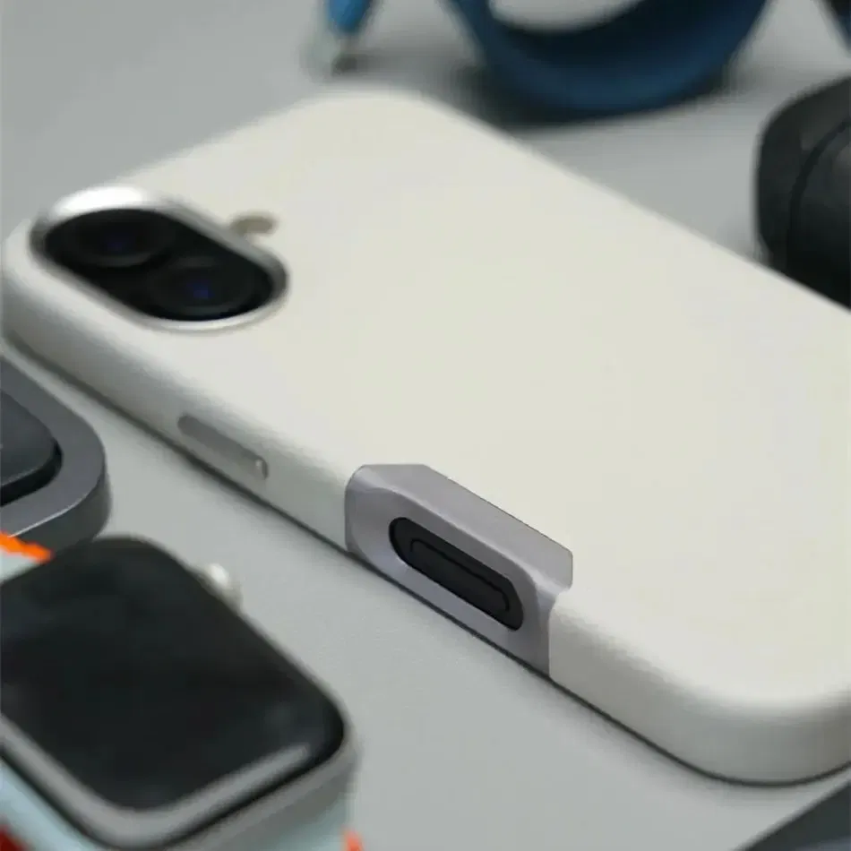Color: Blue, Material: Silicon - Aluminium Camera Button For iPhone 16 Pro Max Case Solid Leather Alloy Len Magnetic Wireless Charge Shockproof Cover For Magsafe