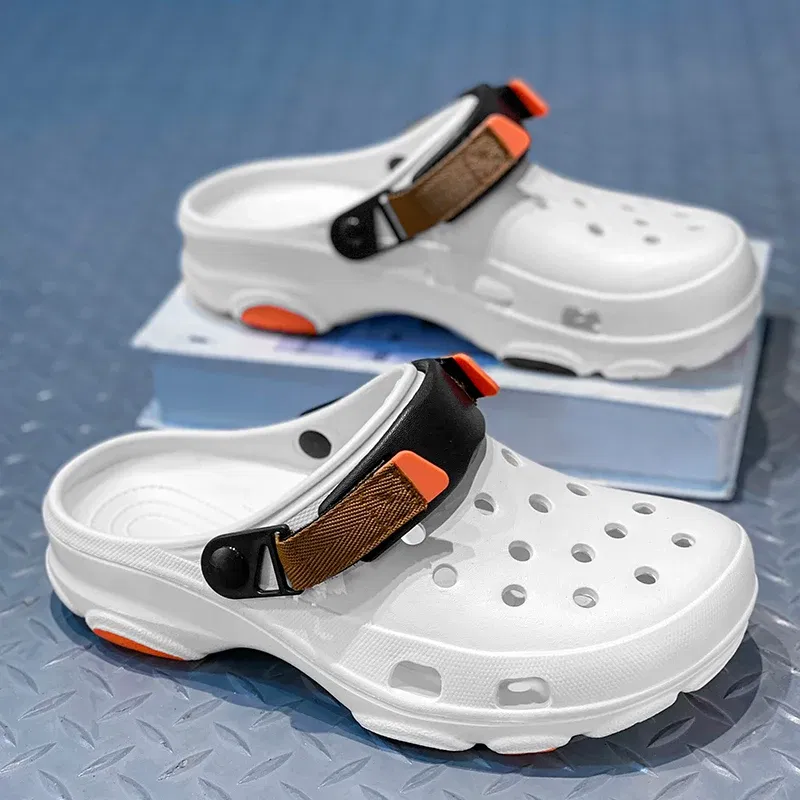 Color: Light Grey, Shoe Size: 44 - Summer Men's and Women's Leisure Breathable Garden Shoes, Couples Outdoor Beach Baotou Cool Drag Hole Shoes