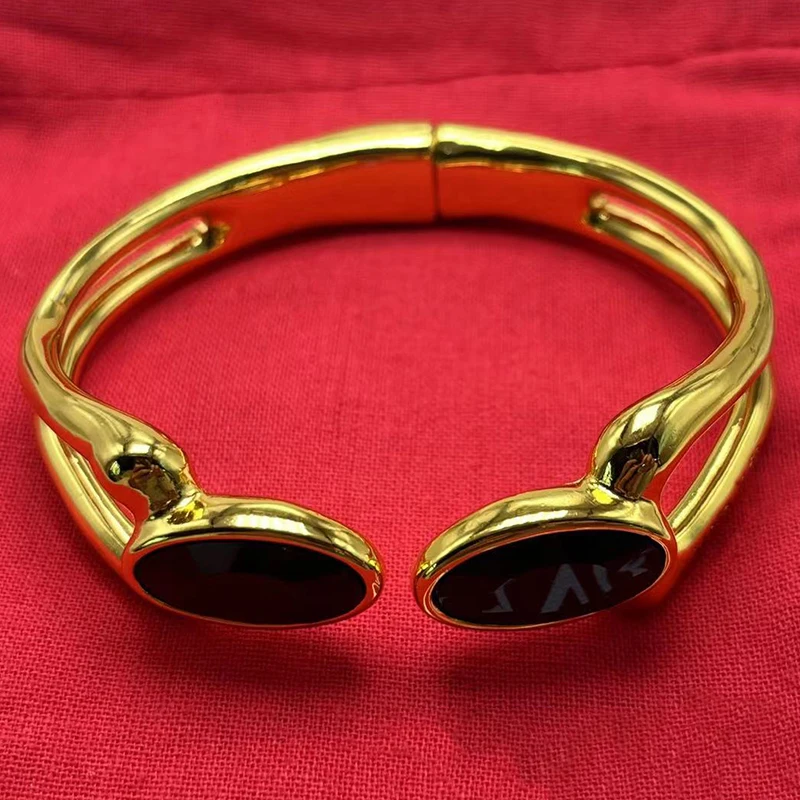 Metal Color: Titanium Plated - gift of New Hot Spanish jewelry lightweight luxury jewelry bracelet ladies party exquisite accessories high-quality gifts