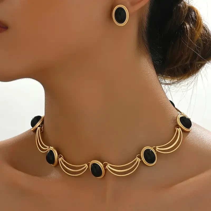Vintage Style Black Oval Statement Necklace and Earrings Set