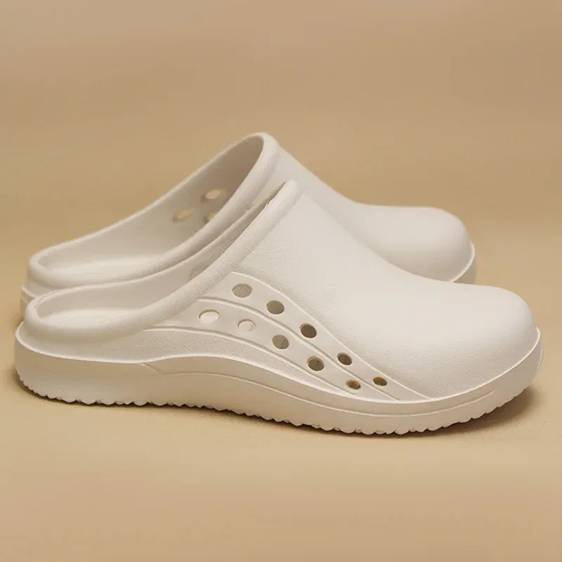 Color: black, Shoe Size: 33.5 - High Quality Scrub Shoes Non-slip Dentist Nursing Clogs Healthcare Service Work Slippers Soft Operating Room Protective Clogs