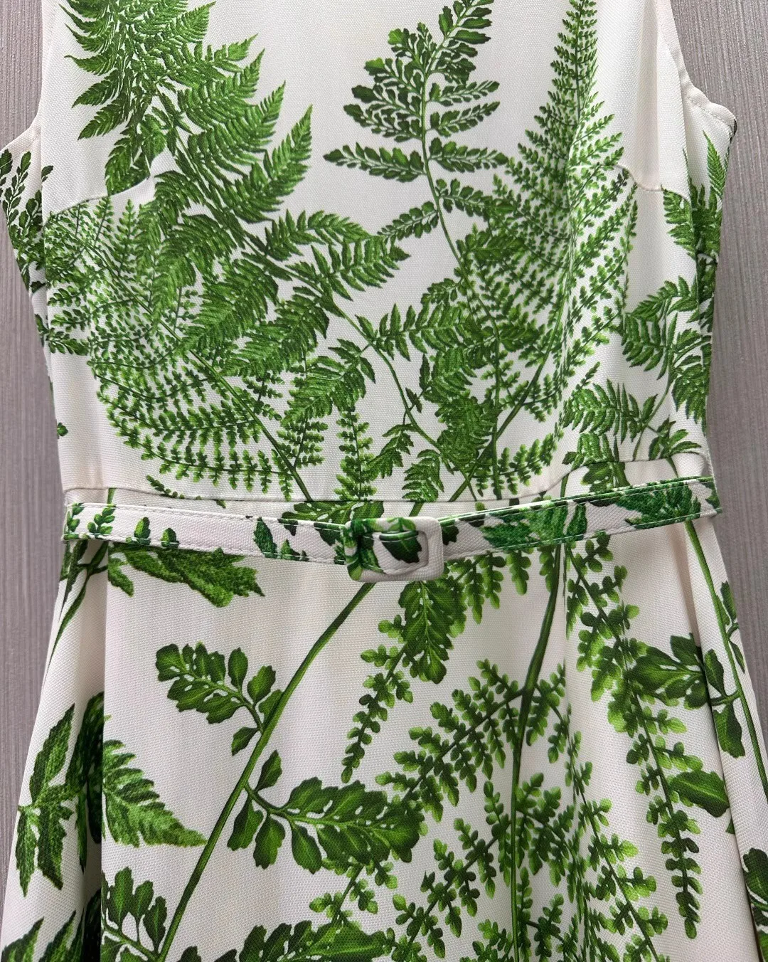 Size: L - Top Quality New 2025 Summer Long Dress Women Green Leaves Prints Pocket Belt Patchwork Sleeveless Long Party Maxi Dress Beach