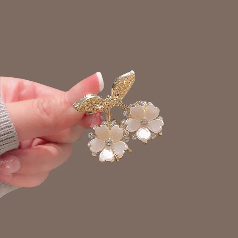 Color: black - Super Fairy Sakura Cherry Clip Small Size Girl Bangs Clip Side Clip Top Clip Fashionable Hairpin Hair Accessories