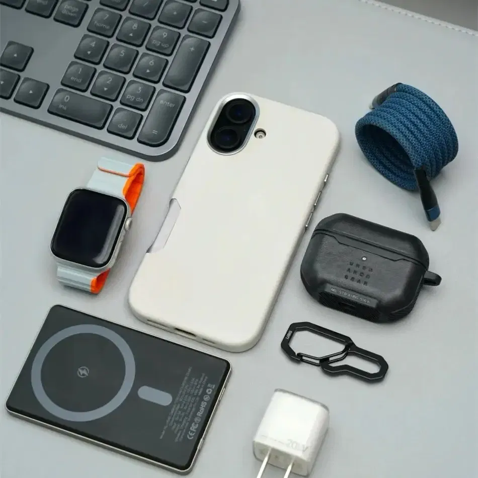 Color: Beige, Material: TPU - Aluminium Camera Button For iPhone 16 Pro Max Case Solid Leather Alloy Len Magnetic Wireless Charge Shockproof Cover For Magsafe