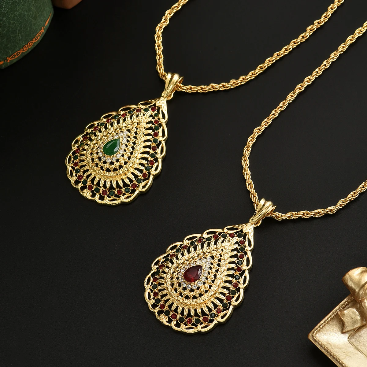 Metal color: BROWN - Shiny, Luxurious And Unique Metallic Multi-Colored Hollow Drop-Shaped Pendant Necklace With A Fine Chain And Adjustable Design.