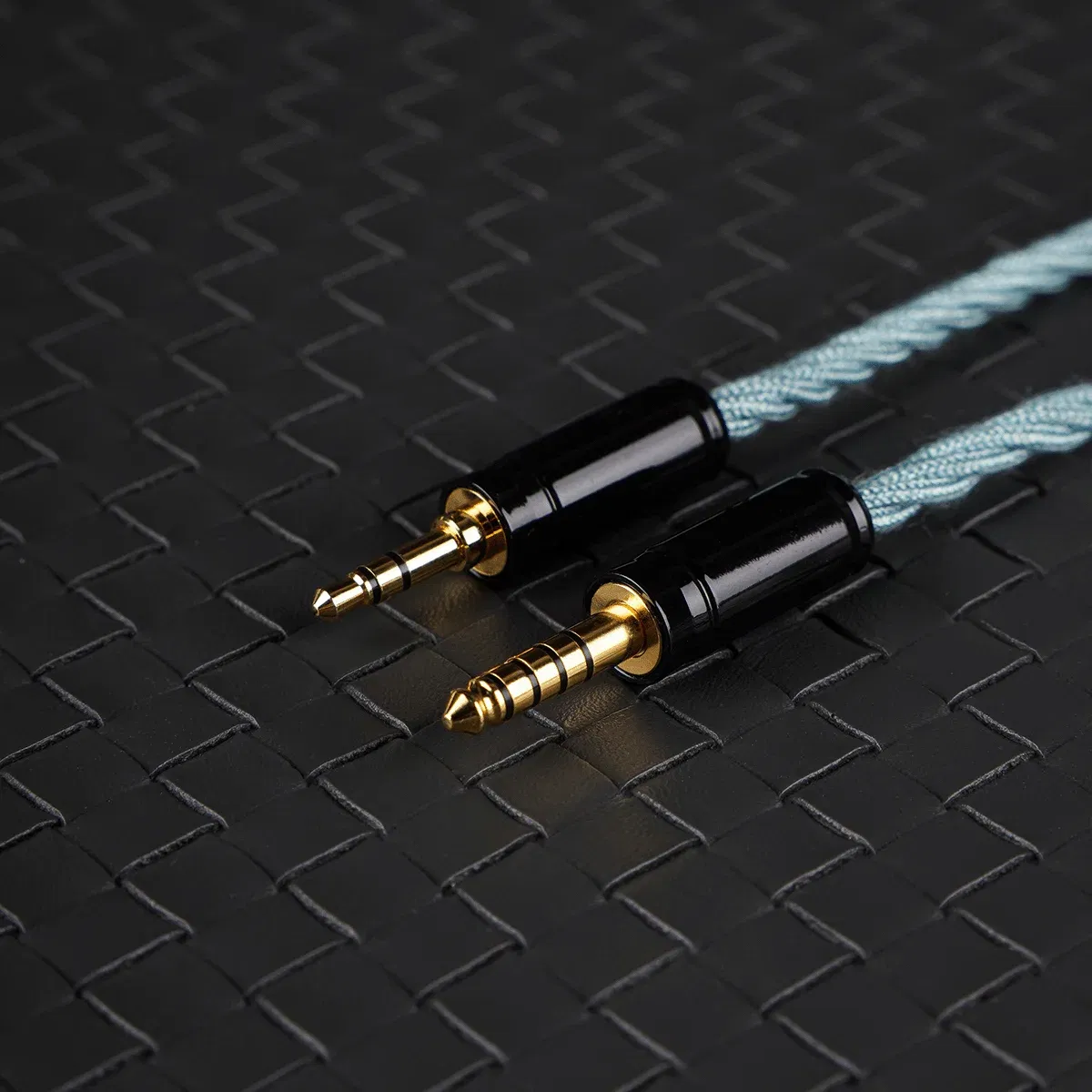 Color: Snow - NiceHCK SilkCyan Silver Plated Annealing Copper+Tricolor Copper Mixed 0.78 2Pin Earphone HiFi Upgrade Cable for Himalaya F1 Pro