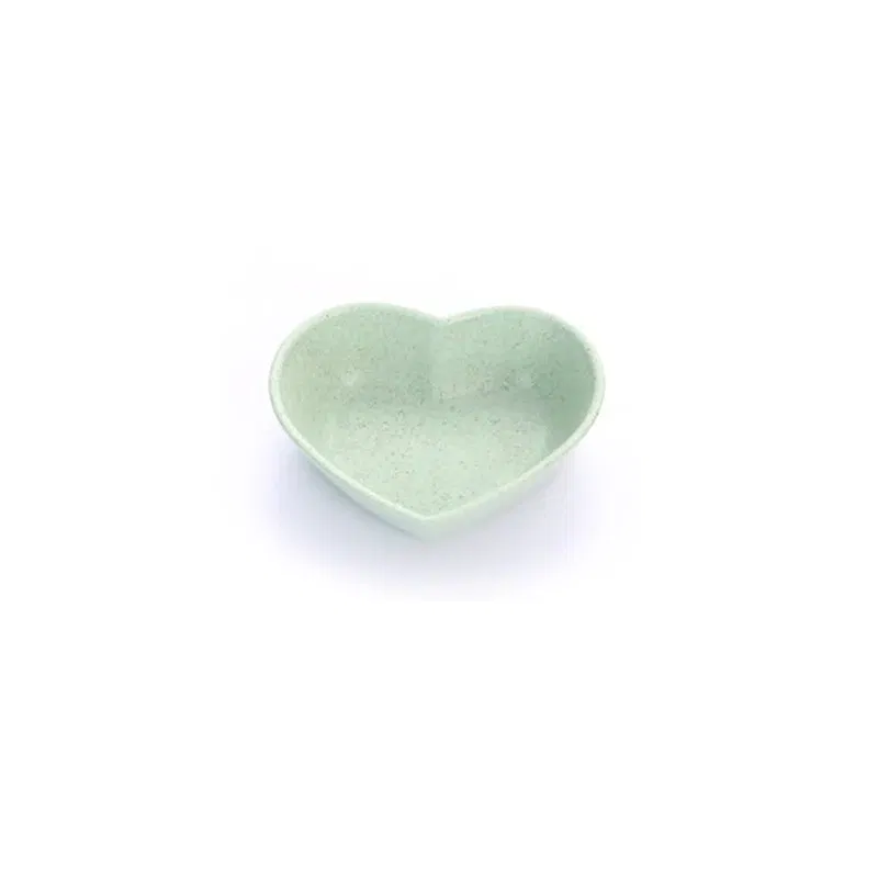 Color: Red - n.Mini Cute Love Heart Shape Wheat Straw Bowl Vinegar Seasoning Solid Soybean Dish Sauce Salt Snack Small Plate Kitchen Supplies