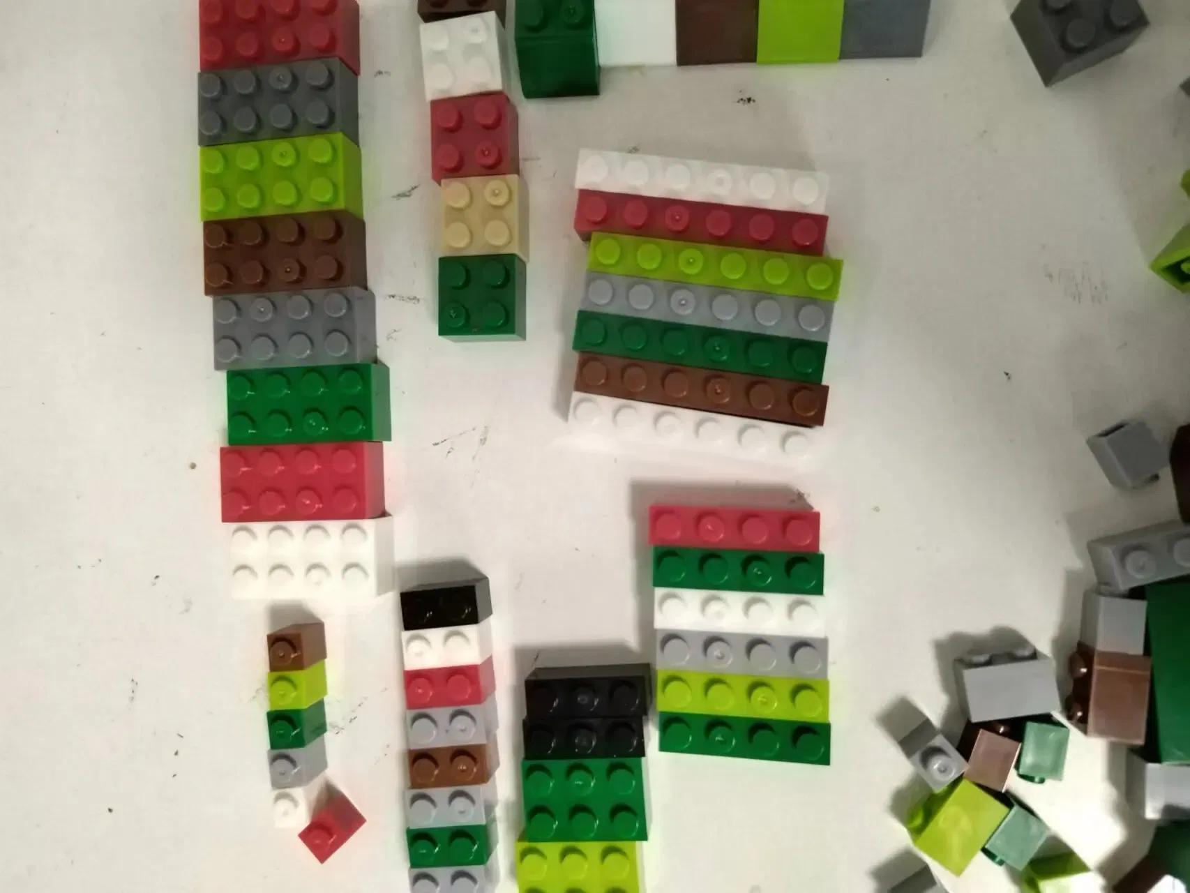 Color: Red - Bulk Building Blocks Large bricks 17 Single colour 260g Free assembly Compatible LEGO Children's educational creative toys DIY