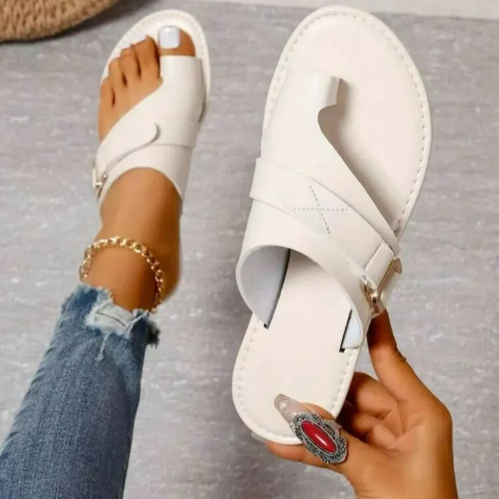 Color: Black, Shoe Size: 42 - Women Slippers Outdoor Casual Beach Women Shoes Summer New Flats Flip Flop Sandals Walking Clip Toe Rome Buckle Ladies Slides
