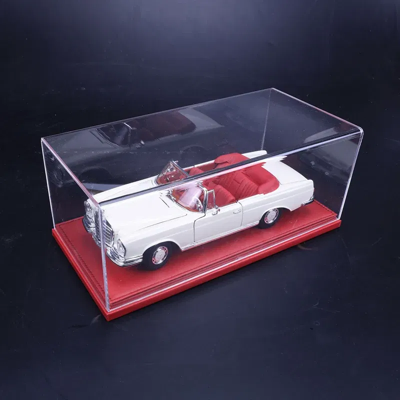 Color: green - 1/18 Acrylic Display Diecast Model Car Show Unto Them Box Cover Dust Cover