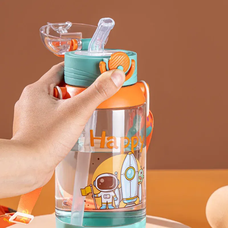 Color: green, Capacity: 0.7L - 700ml Large Capacity Kids Water Cup with Straw Sports Bottle Student Special Edition