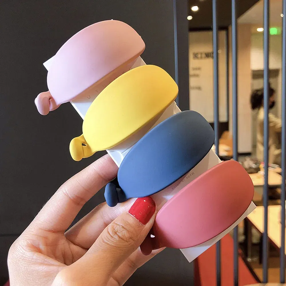 Color: Gold - New Cute Candy Colors Banana Shape Hair Claws Women Girls Sweet Hair Clips Ponytail Holder Hairpins Fashion Hair Accessories