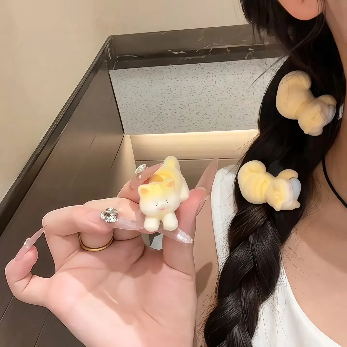 Color: Red - 1/2pcs New Cat Flocking Hair Clip Plush Cute Cat Fish Hairpin Sweet Kawaii Hair Clips for Girls Kids Headwears Deraction Gifts