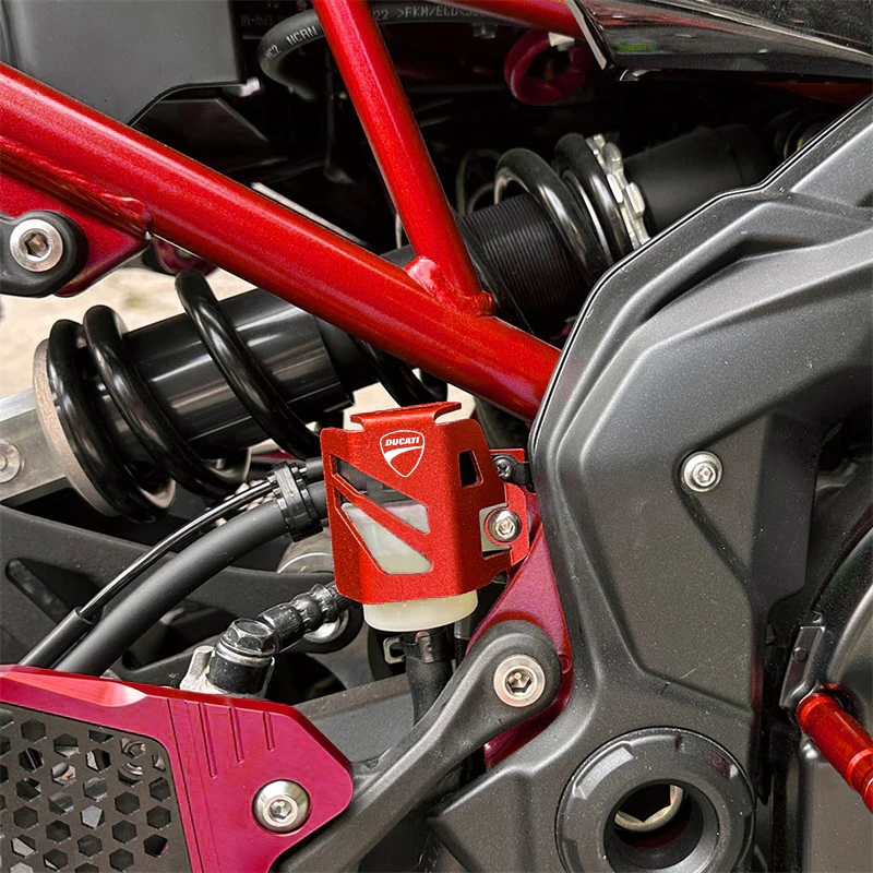 Color: multi - Brake Fluid Reservoir Guard Cover Oil Tank Cup Protection For Ducati Multistrada 1100 S 1200 S GT 1260 Monster 1100 Accessories