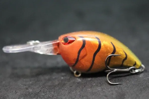 Color: light green - wLure Crankbait Wobble Fishing Lure 6cm 5g Deep Diving Tight Action Fresh Water Hard Bait Floating 8# Hooks Insect Bait C770