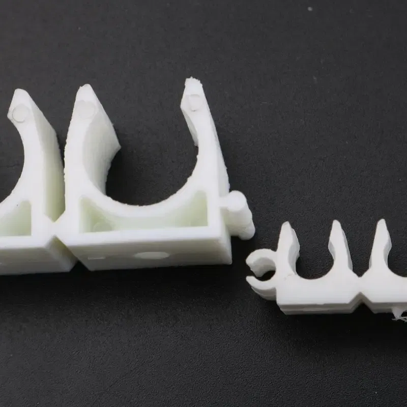 Color: WHITE, Diameter: 1'' - 1pc Plastic 4 6 8 10 12mm Tube Clamp Water Pipe Support Garden Irrigation System Micro Soft Hose Fittings