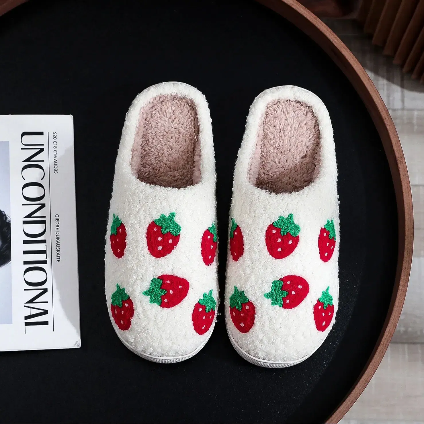 Color: WHITE, Shoe Size: 44 - Winter home furnishings small fresh seven strawberry cotton slippers non-slip thick bottom wear-resistant cotton slippers